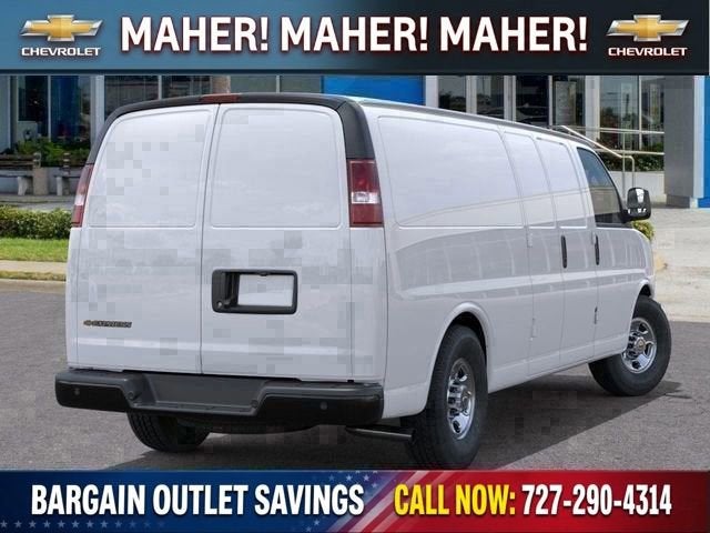 2025 Chevrolet Express Cargo WT