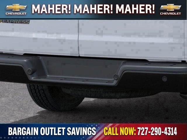 2025 Chevrolet Express Cargo WT