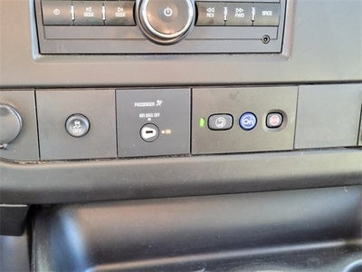 2022 GMC Savana Passenger 3500 LS