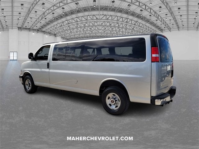 2022 GMC Savana Passenger 3500 LS