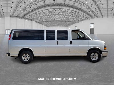2022 GMC Savana Passenger 3500 LS