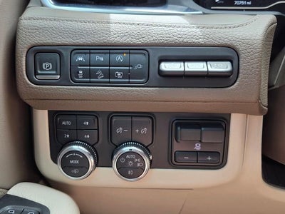 2022 GMC Yukon XL Denali