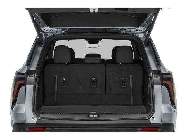2024 Chevrolet Traverse LS