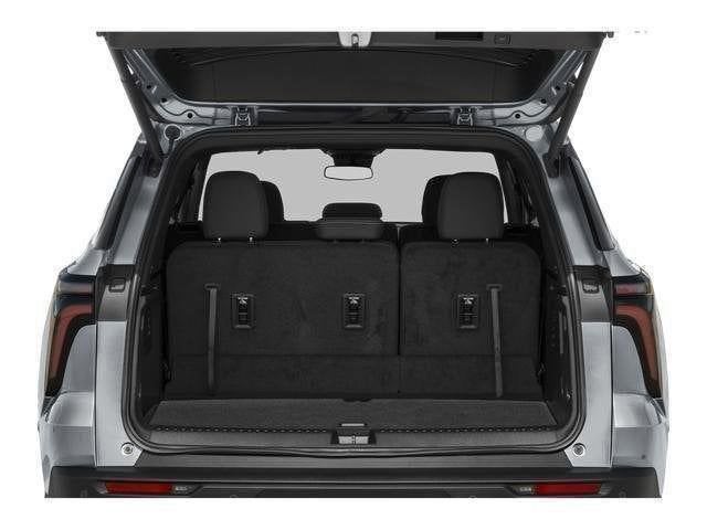 2024 Chevrolet Traverse LS