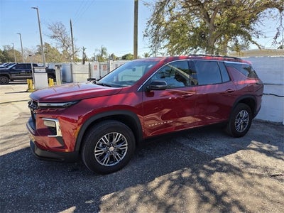 2025 Chevrolet Traverse LT