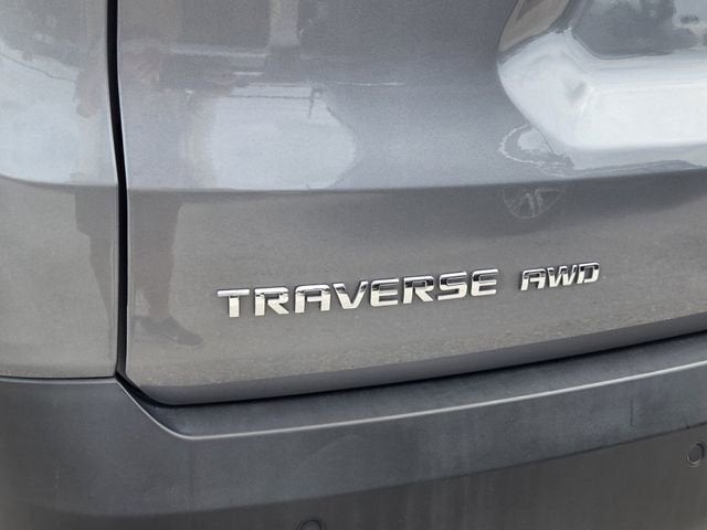 2021 Chevrolet Traverse LT Leather