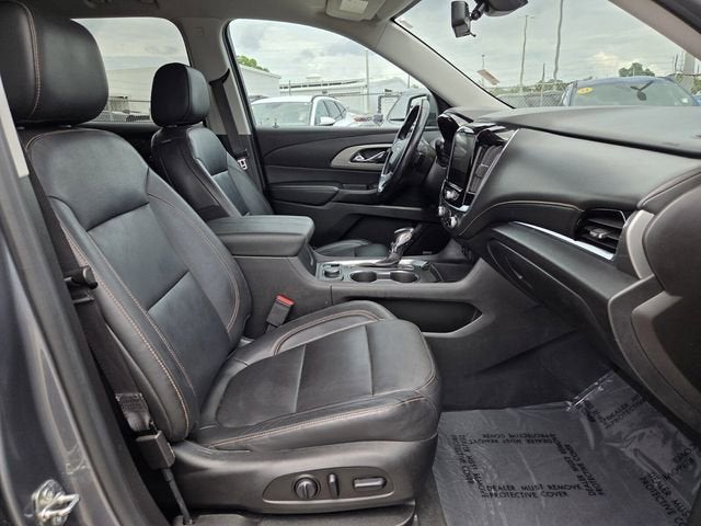 2021 Chevrolet Traverse LT Leather