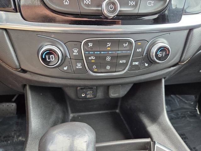 2021 Chevrolet Traverse LT Leather
