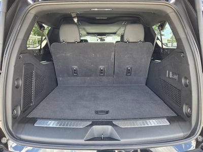2025 Chevrolet Suburban RST