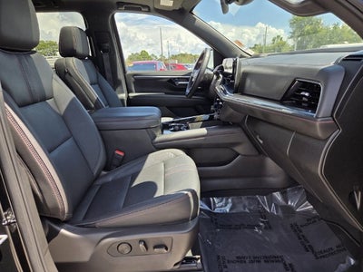 2025 Chevrolet Suburban RST