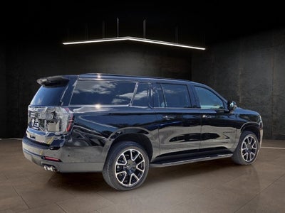 2025 Chevrolet Suburban RST