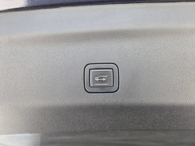 2023 Chevrolet Tahoe RST image 11