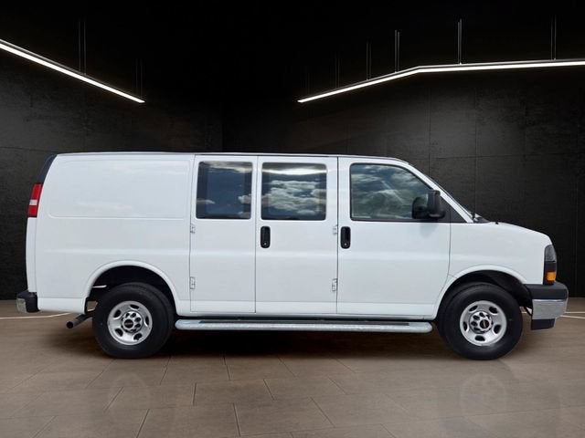 2024 GMC Savana Cargo 2500 Work Van