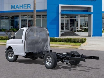 2026 Chevrolet Express Cutaway 3500 1WT