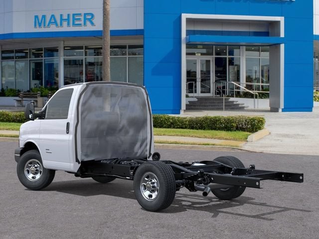 2026 Chevrolet Express Cutaway 3500 1WT
