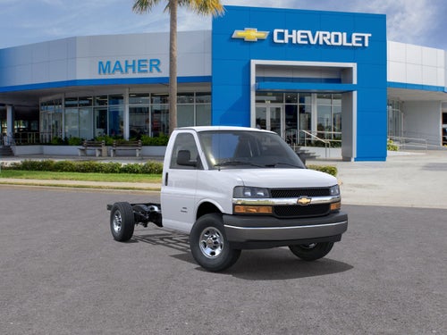2025 Chevrolet Express Cutaway 3500 1WT