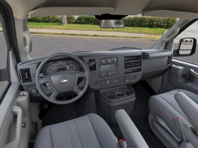 2025 Chevrolet Express Cutaway 3500 1WT