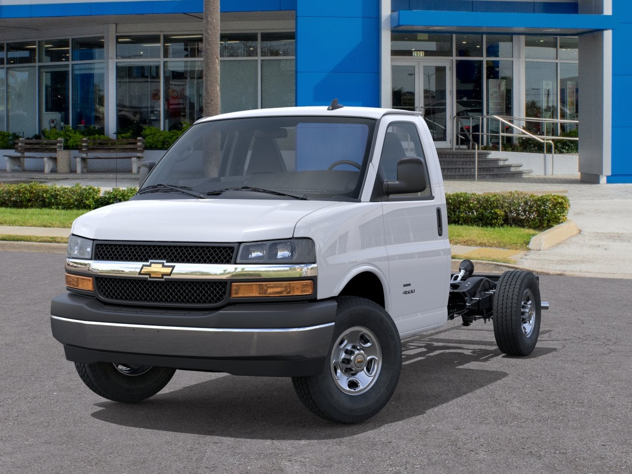 2025 Chevrolet Express Cutaway 3500 1WT