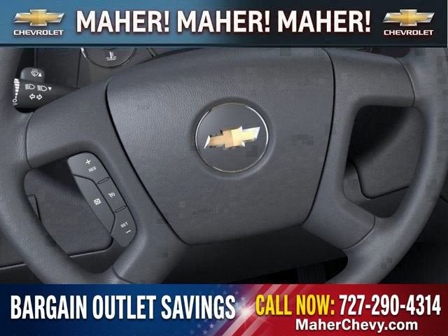 2025 Chevrolet Express Cutaway 3500 1WT