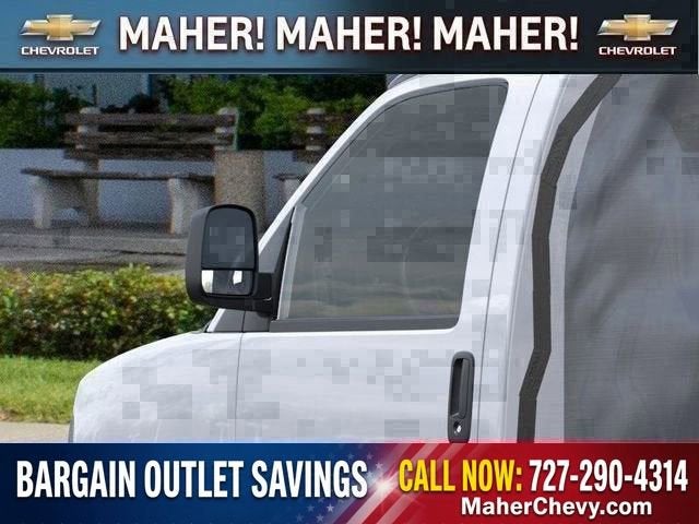 2025 Chevrolet Express Cutaway 3500 1WT