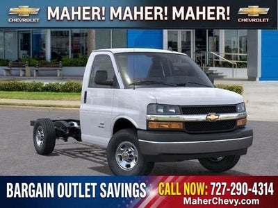 2025 Chevrolet Express Cutaway 3500 1WT