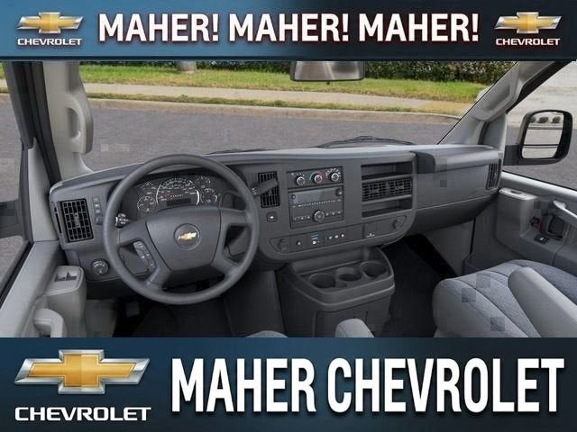 2025 Chevrolet Express Cutaway 3500 1WT