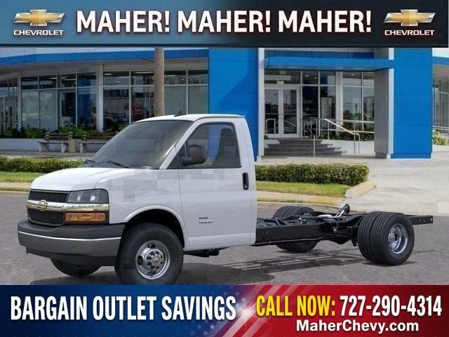2025 Chevrolet Express Cutaway 3500 1WT