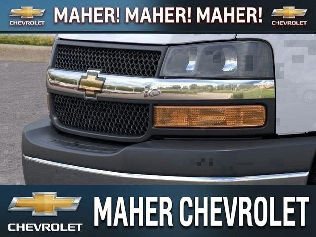2025 Chevrolet Express Cutaway 3500 1WT
