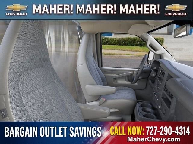2025 Chevrolet Express Cutaway 3500 1WT