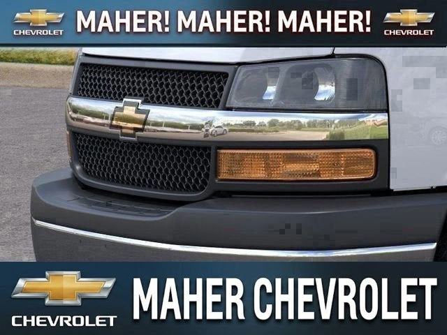 2025 Chevrolet Express Cutaway 3500 1WT