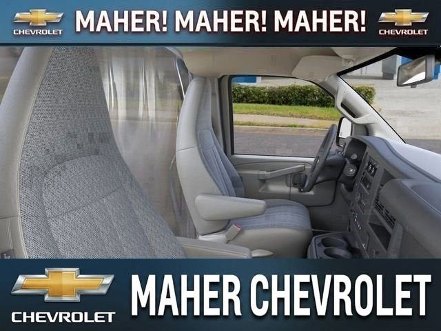 2025 Chevrolet Express Cutaway 3500 1WT