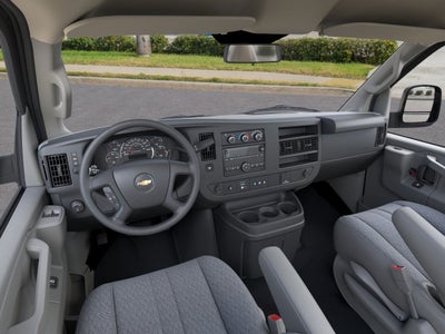 2025 Chevrolet Express Cutaway 3500 1WT