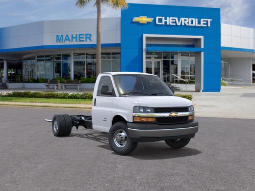 2026 Chevrolet Express Cutaway 4500 2WT