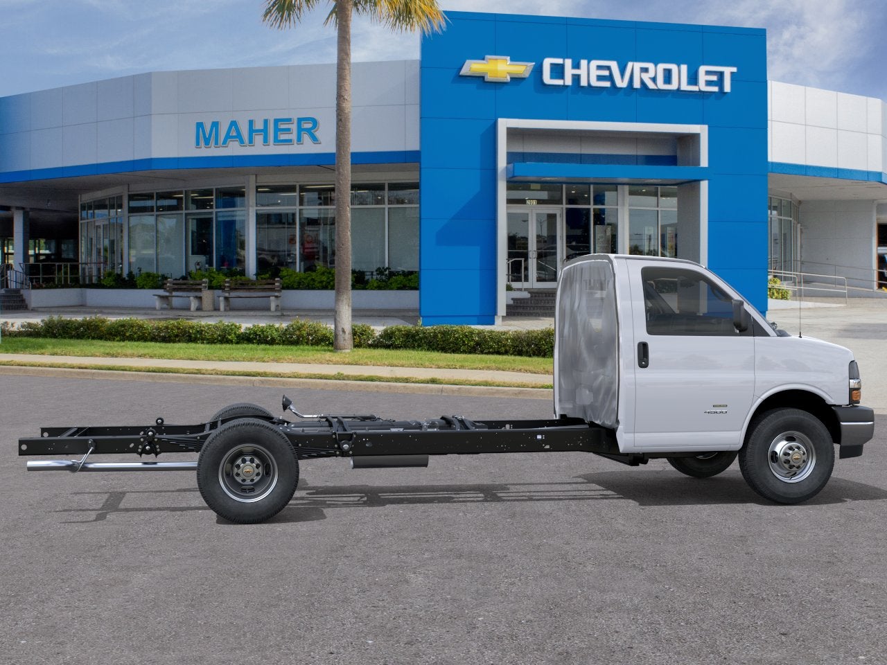 2026 Chevrolet Express Cutaway 4500 2WT