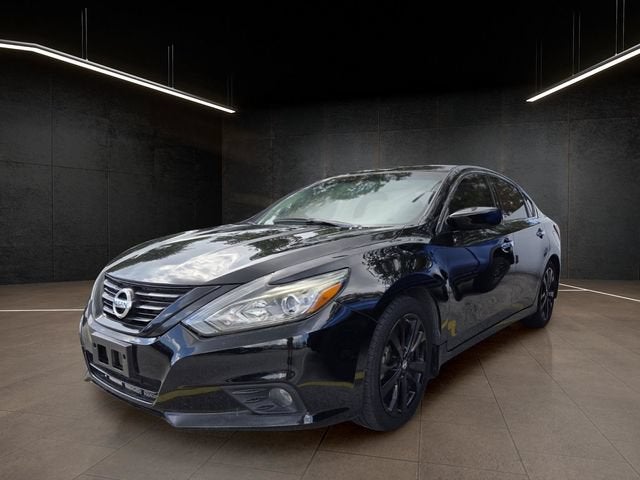 2018 Nissan Altima 2.5 SR image 3