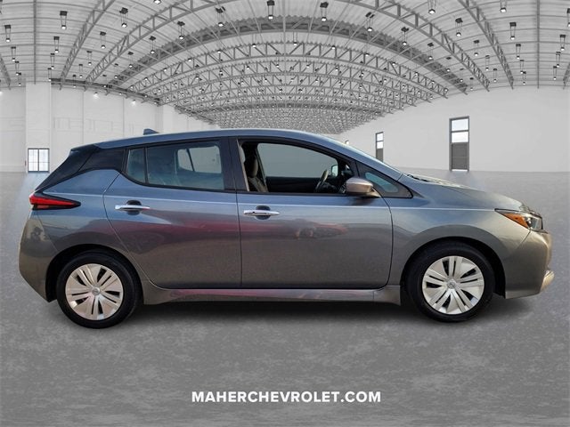 2023 Nissan LEAF S
