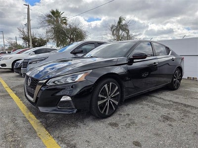 2020 Nissan Altima SR FWD