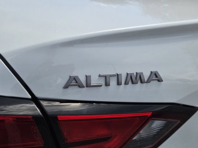 2025 Nissan Altima SV image 5