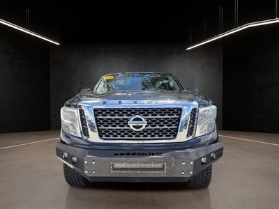 2018 Nissan TITAN SV