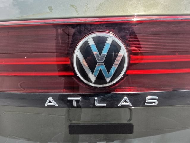 2025 Volkswagen Atlas 2.0T Peak Edition image 5