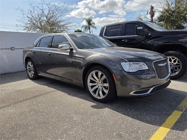 2019 Chrysler 300 Touring