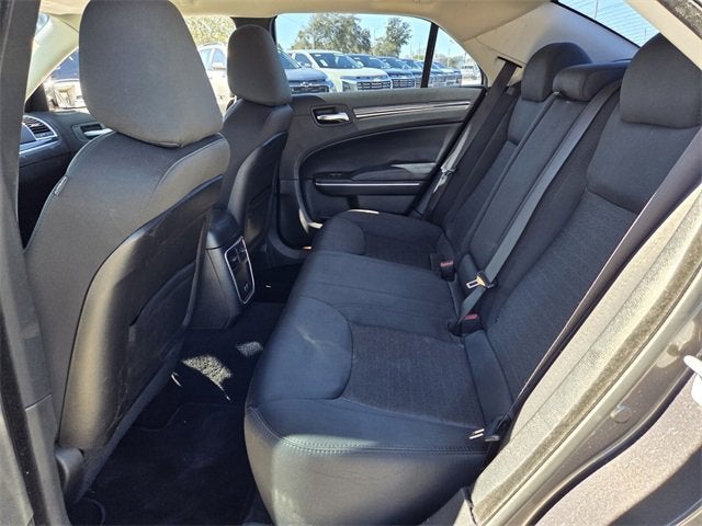 2019 Chrysler 300 Touring