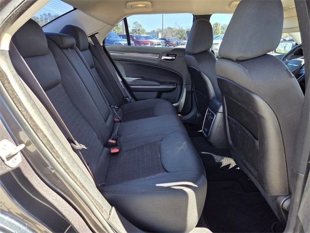 2019 Chrysler 300 Touring