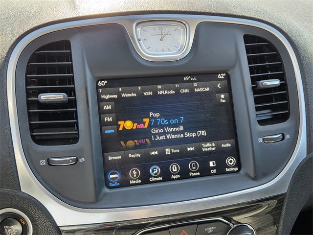 2019 Chrysler 300 Touring