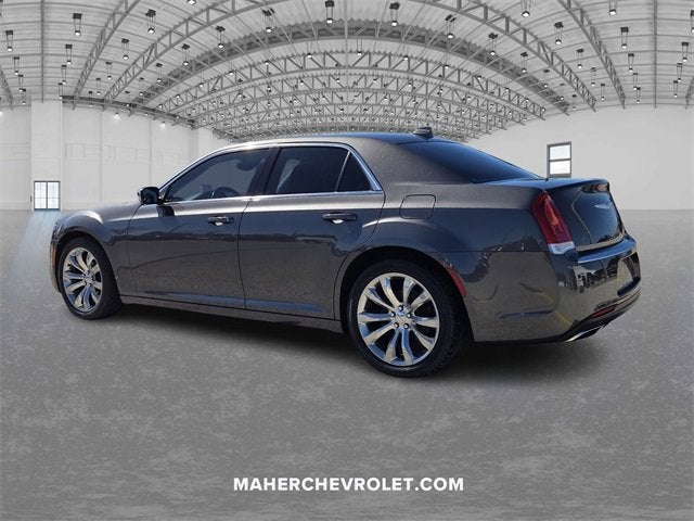 2019 Chrysler 300 Touring