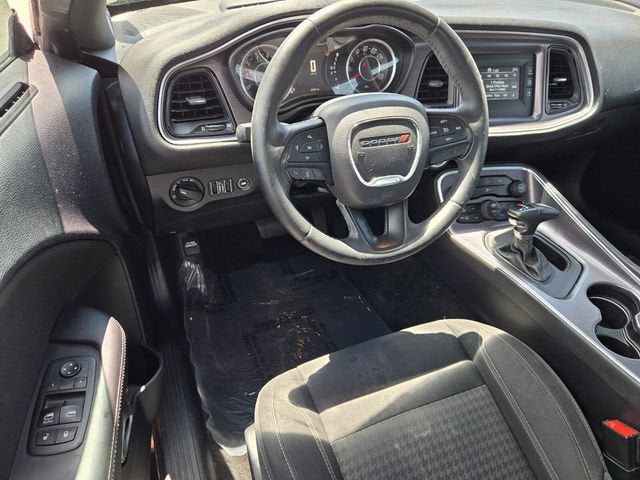 2015 Dodge Challenger SXT