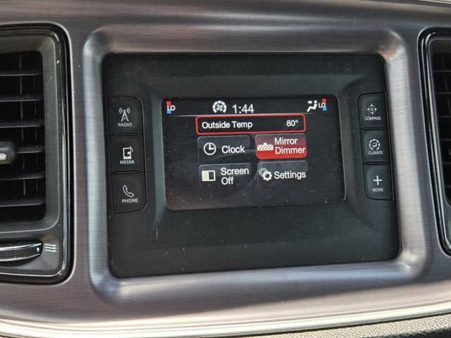 2015 Dodge Challenger SXT