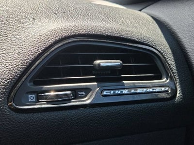 2015 Dodge Challenger SXT