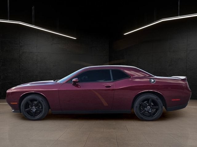 2019 Dodge Challenger SXT image 4