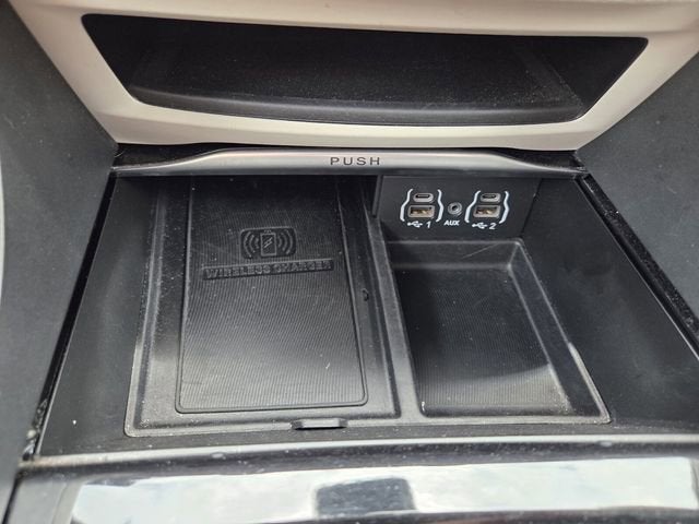 2023 Chrysler Pacifica Limited image 31